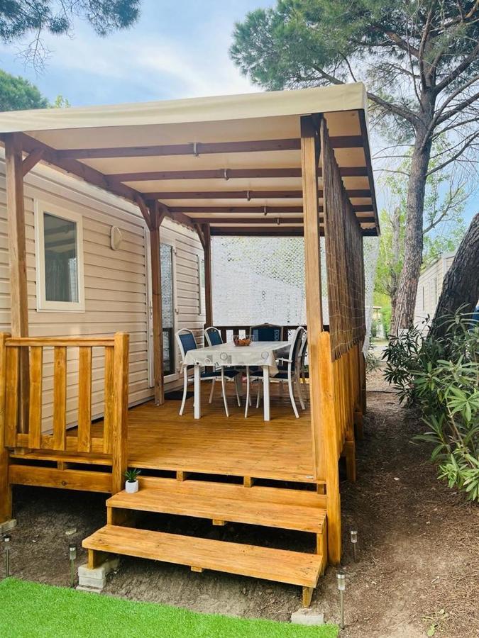Mobil Home 8 Personnes Camping L'Elysee Vagues Oceanes Le Grau-du-Roi Exterior photo
